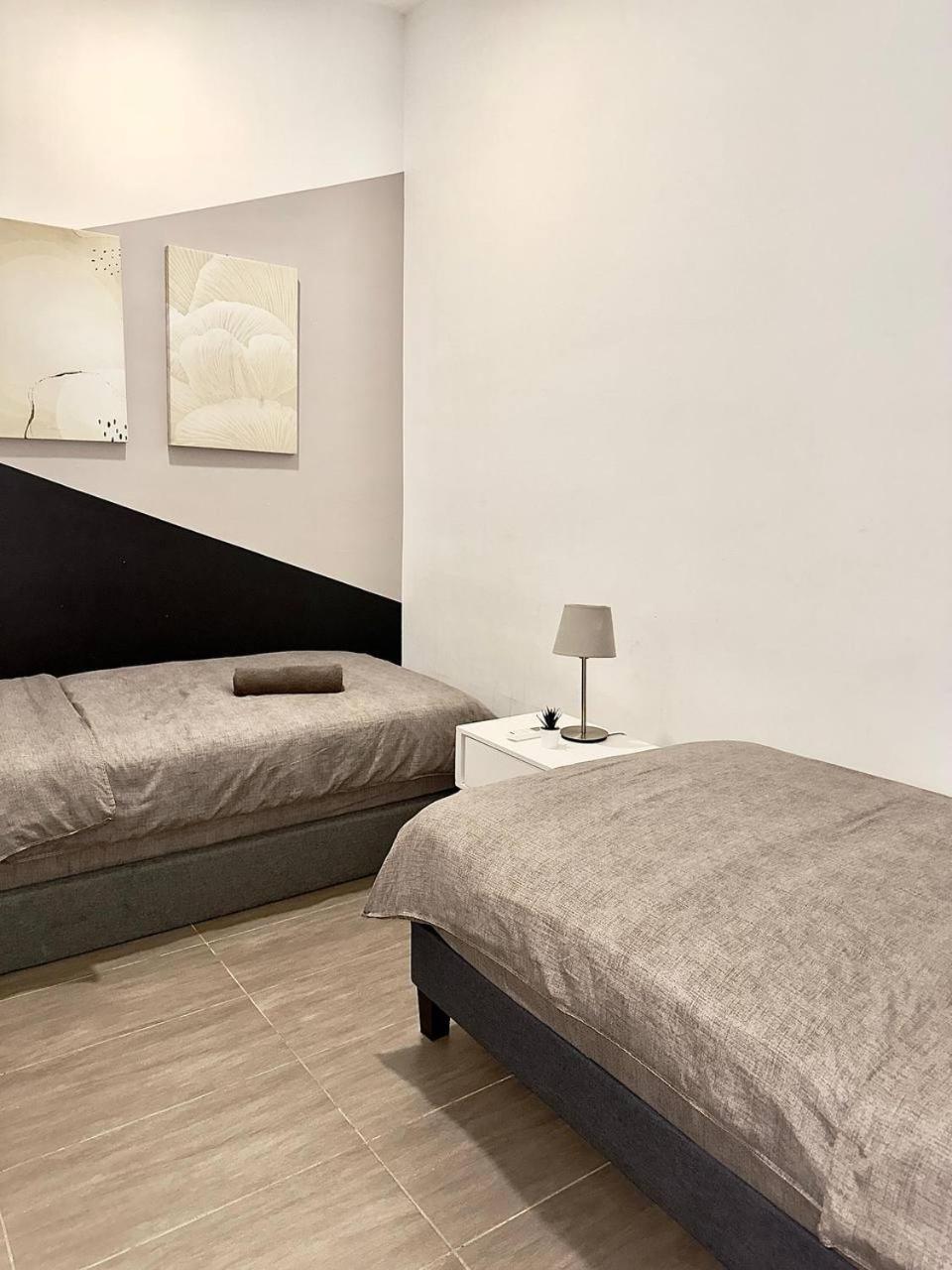 Netflix Two Bedroom Troika Kota Bharu Homestay 118 Ngoại thất bức ảnh
